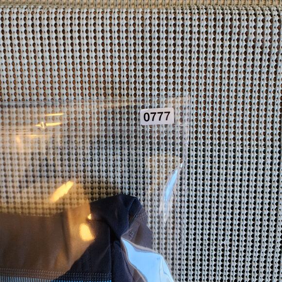 Mountain Hardwear Men's Large Blue Two-Tone Striped Pullover - Wick Tech - Picture 4 of 11